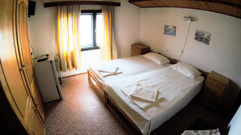 Atanasovi House Hotel Shkorpilovtsi Bagian luar foto