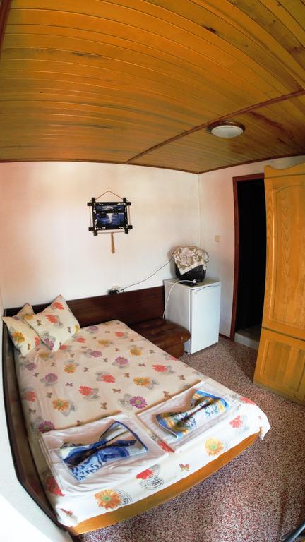 Atanasovi House Hotel Shkorpilovtsi Bagian luar foto