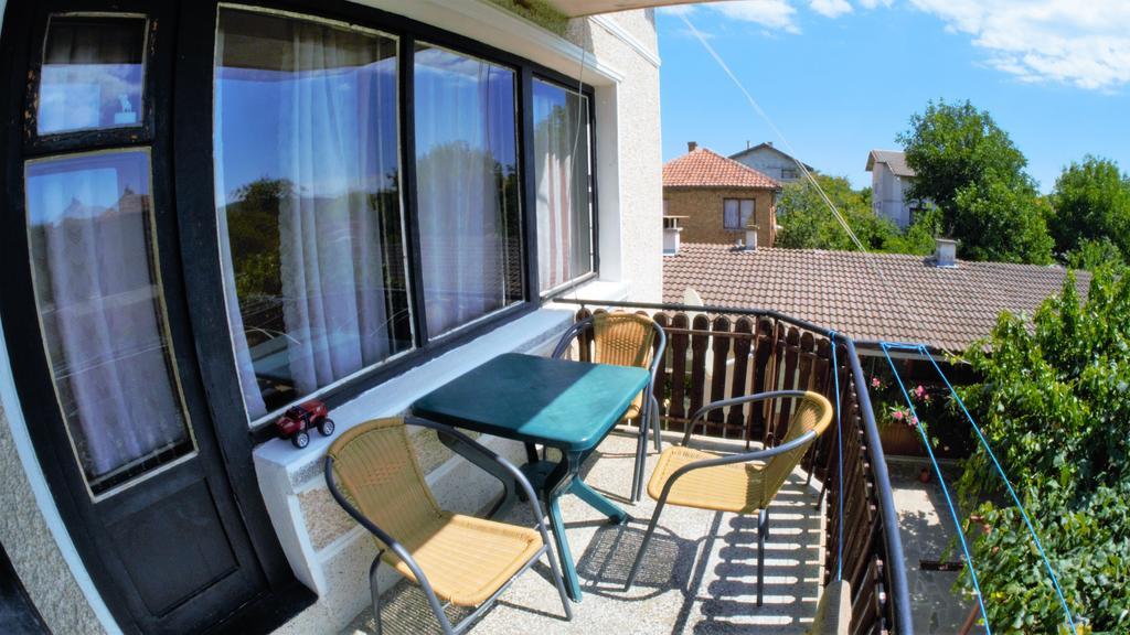 Atanasovi House Hotel Shkorpilovtsi Bagian luar foto
