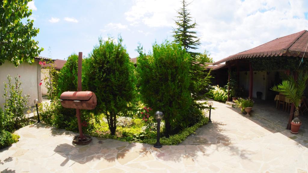 Atanasovi House Hotel Shkorpilovtsi Bagian luar foto